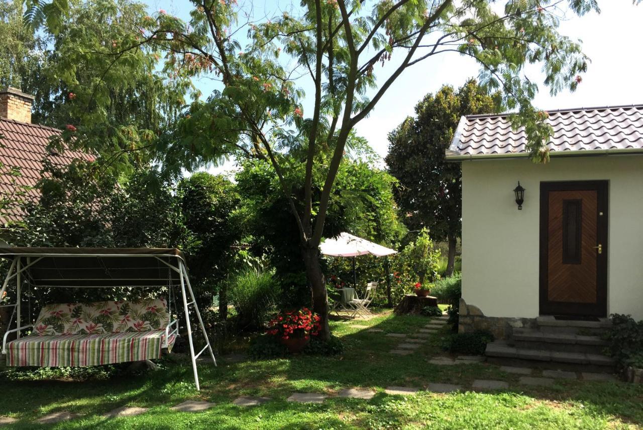 Hellenyi Apartmanok Harkany Exterior photo